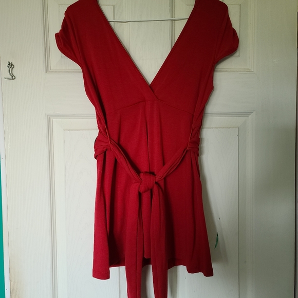 Womens Miren Top with Belt. - Picture 3 of 10